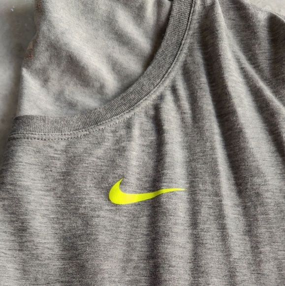 Nike set size 1x shorts and top - Picture 7 of 9